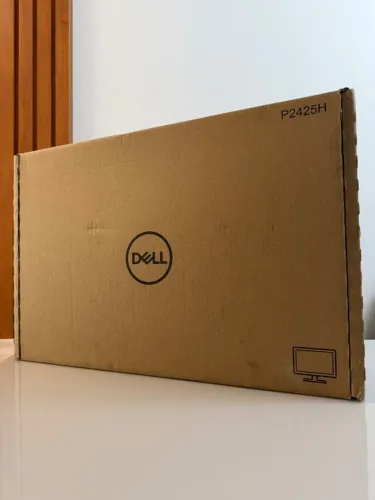Monitor Dell Pro 24" Plus Full HD (1920 x 1080) - 100 Hz - Tecnologia LED, 5 ms GtG, Confo
