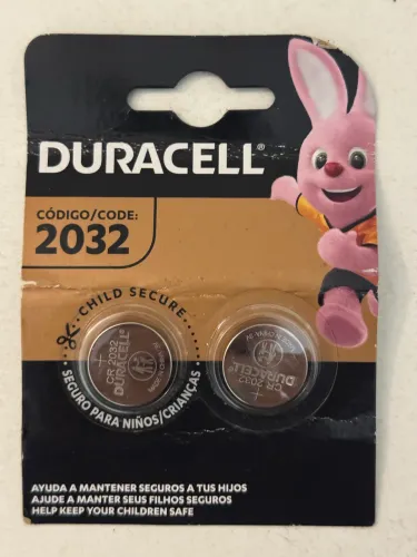 Duas baterias código 2032 Duracell novas na embalagem