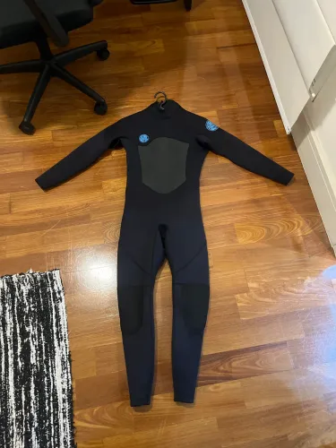 Roupa De Borracha - Surf Motion