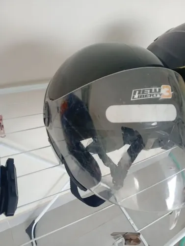 Capacete abertp