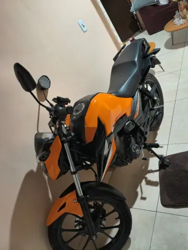 VENDO CG 160 ZERA COM 9 MESES DE COMPRADA, MOTO DE GARAGEM PRA PESSOAS EXIGENTES