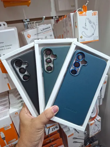 CASE PREMIUM S26 PLUS