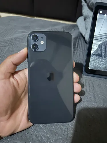 iPhone 11 em ótimas condições