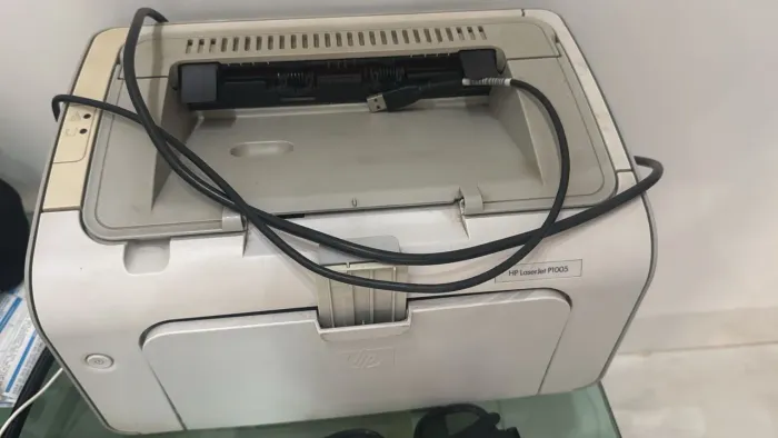 Impressora hp p1005 preto e branco