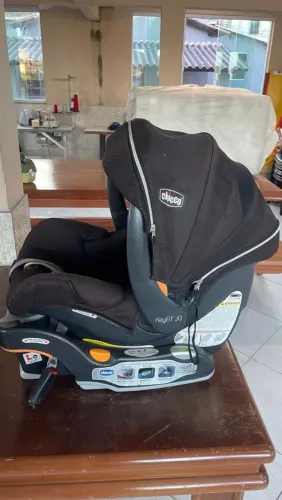 Bebê Conforto Chicco KeyFit 30 com Base Isofix