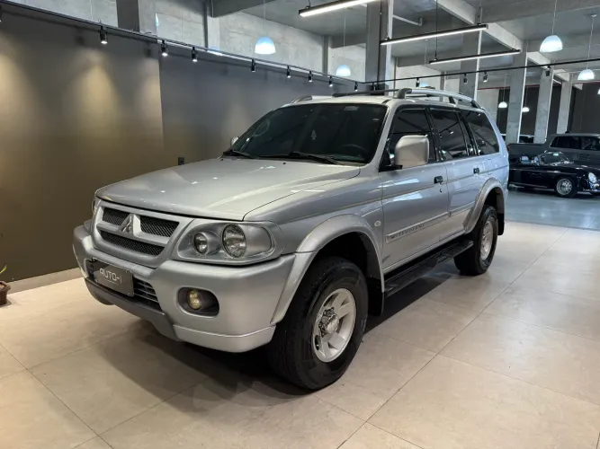 Mitsubishi Pajero Sport 3.0 4X4 V6 Mec./aut. 2005