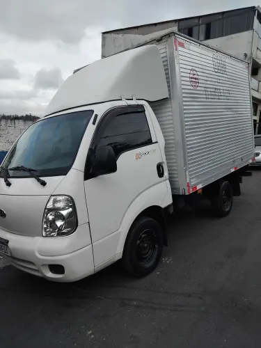 Kia bongo 2011