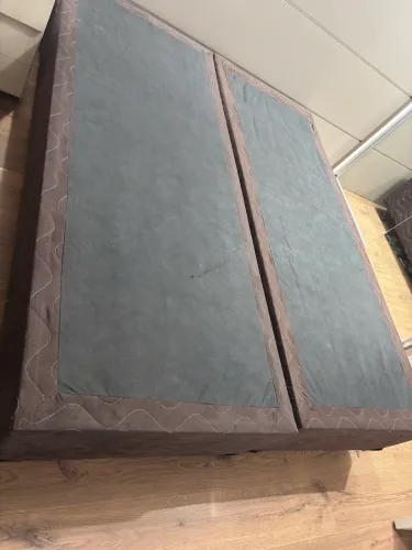 Box queen semi novo 