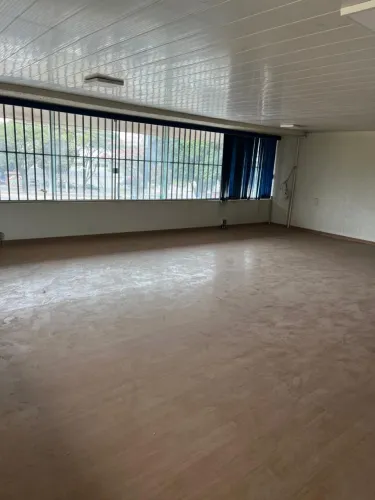 Loja com Mezanino e Subsolo no Riacho Fundo I ao lado do SuperBom