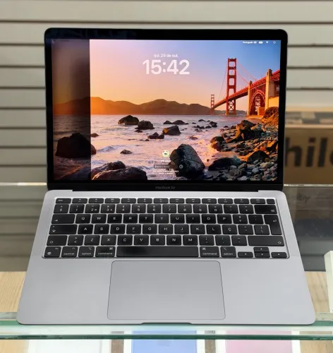 Macbook air m1 8gb / 256gb saúde da bateria 98%, tela com defeito LOJA FÍSICA ( 256 gb )