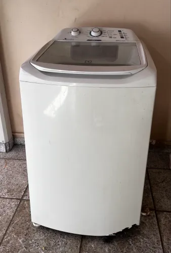Máquina de lavar Eletrolux 10,5 kg