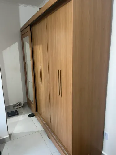 Guarda roupa Kapensberg novo