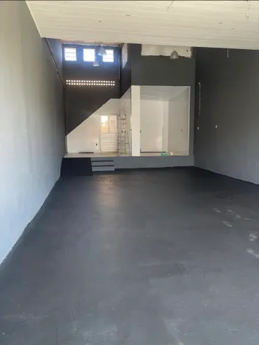 Galpão / Ponto comercial