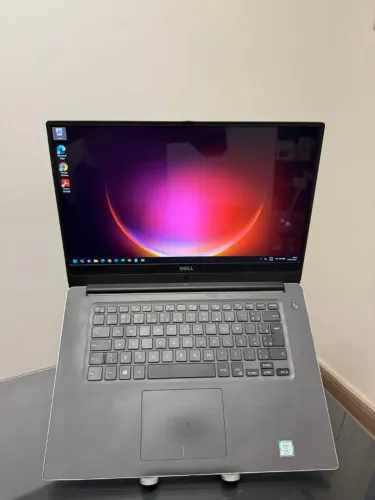 Notebook Dell Latitude - i7 - 7º - SSD 256GB Armazenamento - RAM 16 GB - NVIDIA DEDICADA