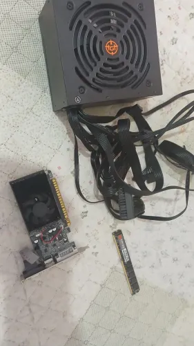 Fonte tgt atx 500w, placa de vídeo Gt610 e memória ram ddr 3 com defeito