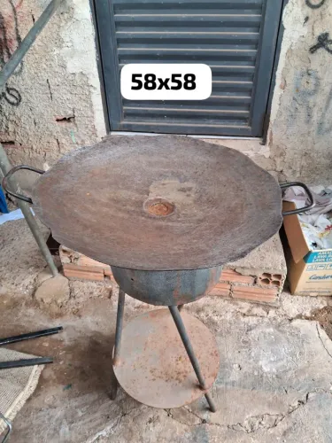 Vendo 2 Tachos Com Fogareiro A Álcool Medidas Nas Fotos