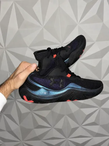 Tênis Under Armour