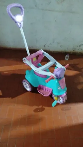 Vendo motoca infantil está em perfeito estado