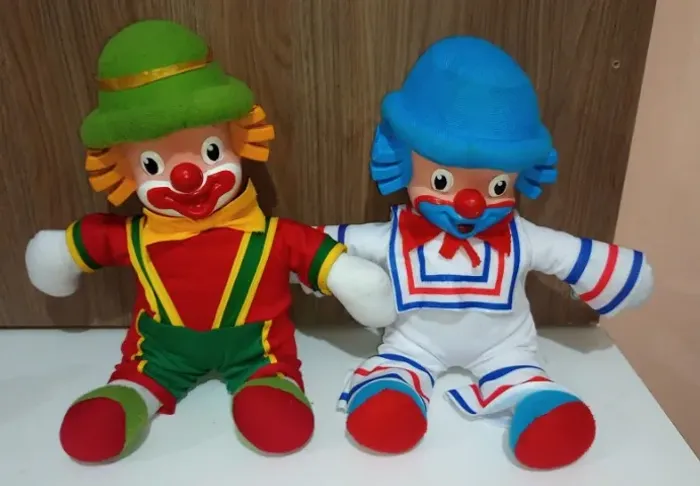Bonecos Palhaços Patati e Patata