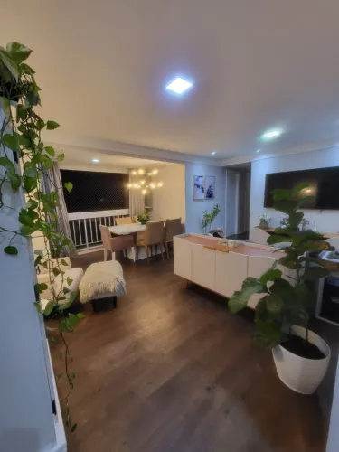 Excelente apartamento na Av Paralela para venda, 80m2, 3/4 sendo um suíte, 2 vagas de gara