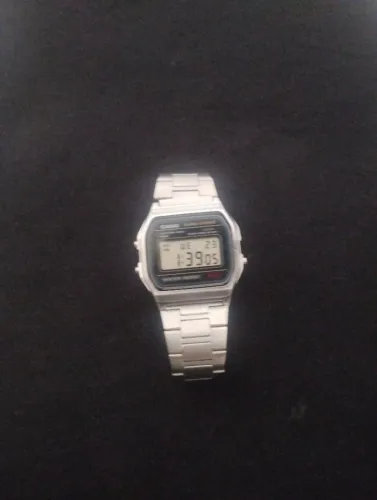 Vendo relógio Casio unissex!