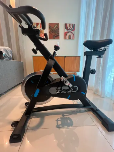 Bicicleta Ergométrica Spinning - Estado de Nova (Pouquíssimo Uso)