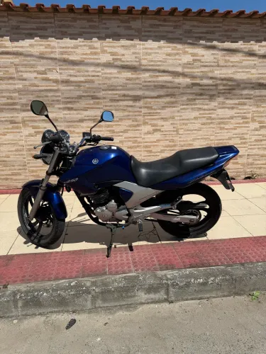 Fazer 250 2009 conservada