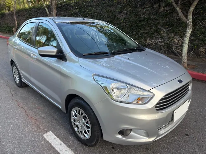 Ford KA+ Sedan 1.5 16V Flex 4P 2015