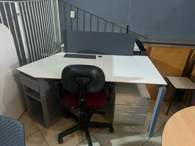 Mesa reta