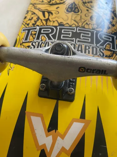 Skate montado em loja especializada
