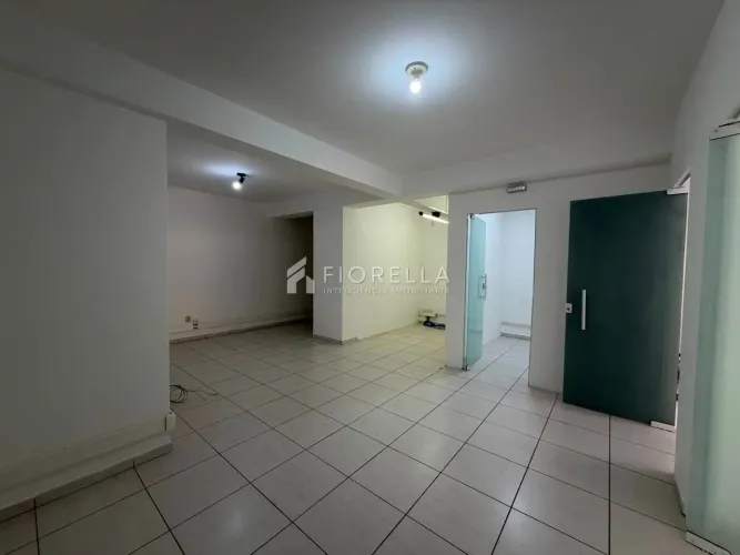 Sala para locar com 73m² privativos no bairro Kobrasol - São José/SC