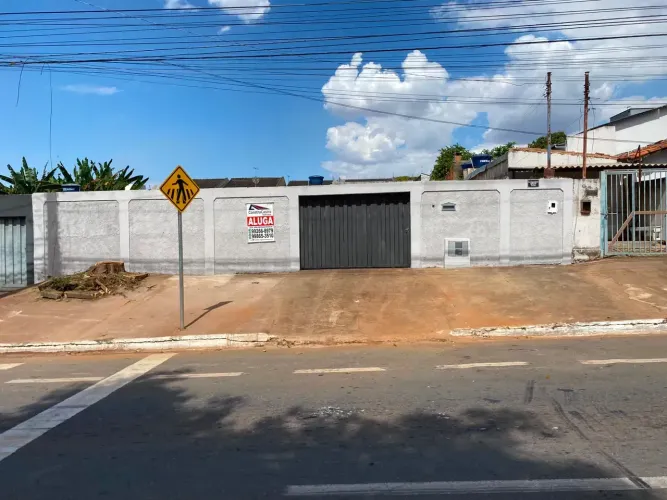 Lote para aluguel possui 444,50 metros quadrados Vila Rosa - Goiânia - GO