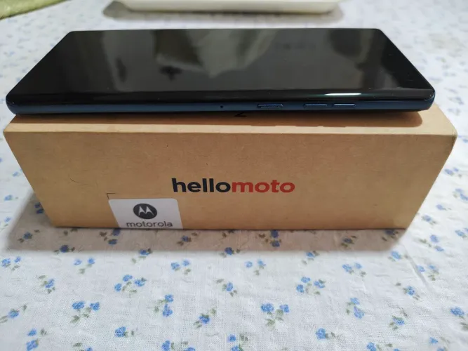 Vendo moto edge 50 FUSION.