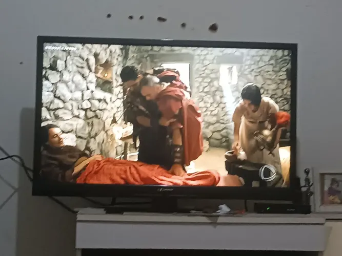 TV 32'