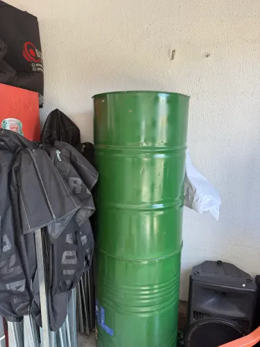 Latão de óleo