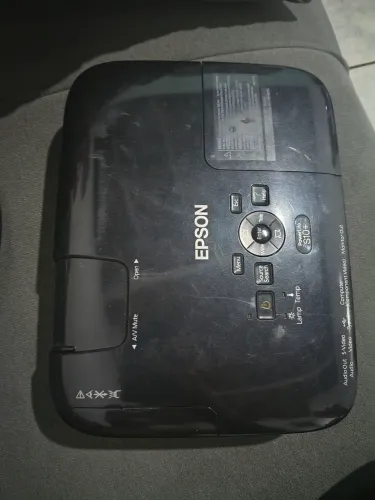 Vendo projetor Epson Power lite s10+