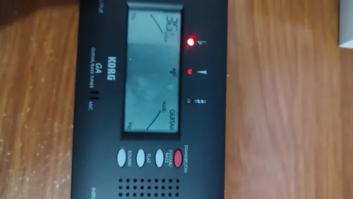 Afinador Korg GA-40 para Guitarra e Baixo - Completo na Caixa | Funcionando Perfeitamente