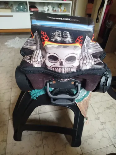 Vendo mochila escolar infantil de rodinhas Hot Wheels 3d Maxtoy 