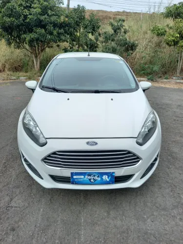Ford Fiesta SEL 1.6 16V Flex Mec. 5P 2017