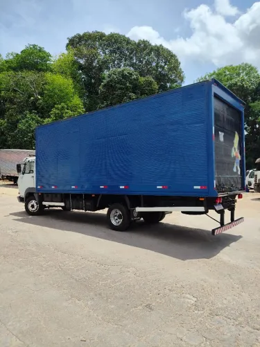 Vende-se Volkswagen 9-150 plus motor Cummins