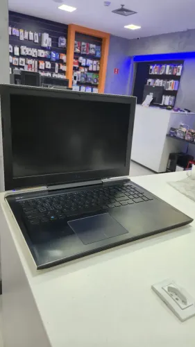 Notebook Dell G7, intel i7 de 8° com GTX 1050 ti, Placa mãe e carcaça. Placa mãe não liga