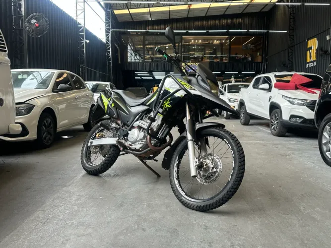 XRE300