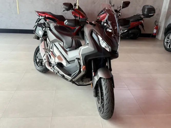 Honda X-adv 2021
