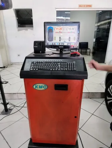 ALINHADOR AUTOMOTIVO KMC