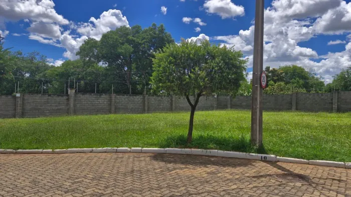 Terreno Condomínio