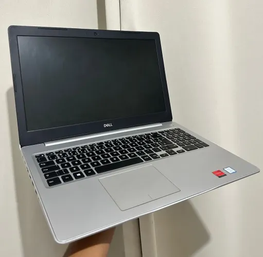 Notebook Dell Inspiron 5570 Seminovo