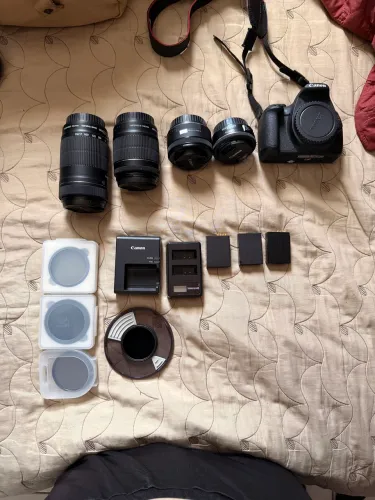 Canon EOS Rebel T5 + 4 Lentes + Filtros + Acessórios
