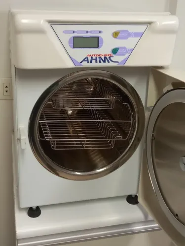 Auto Clave Odontológico Sercon AHMC - 12 l - 220V
