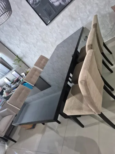 Mesa de Jantar com 6 cadeiras
