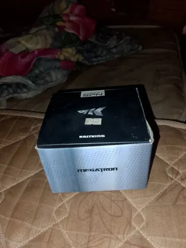 Molinete kastking megatron 2000